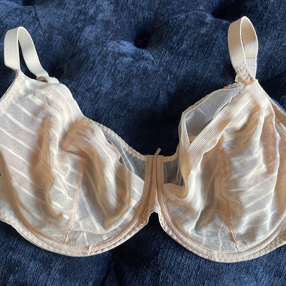 Lot of 3 Elomi  and 1 Freya Bras-Like New 32K, 34K, 34L - Picture 9 of 15